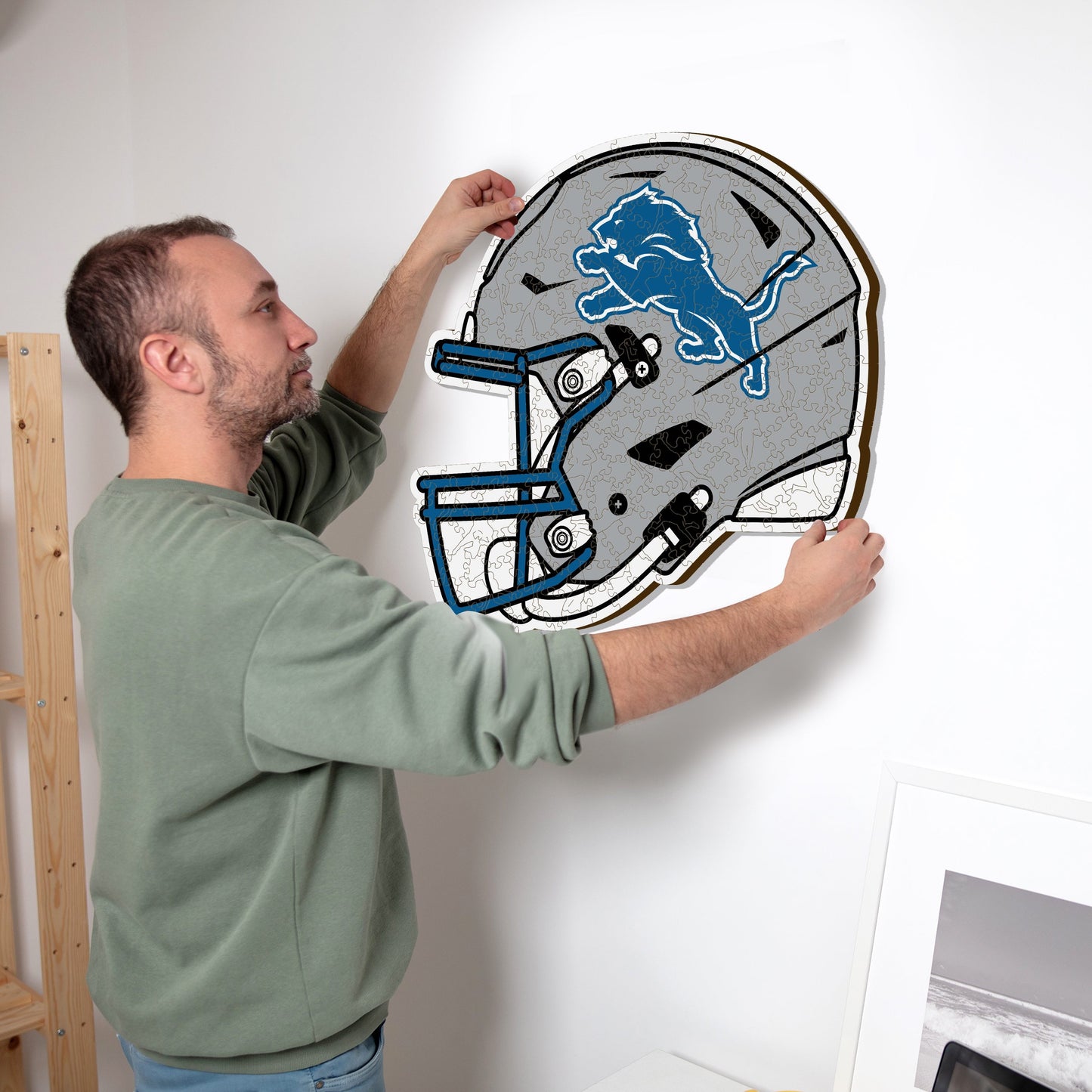 Detroit Lions™ Helmet - Wooden Puzzle