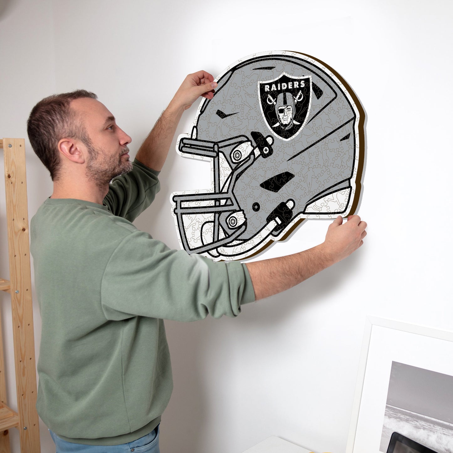 Las Vegas Raiders™ Helmet - Wooden Puzzle