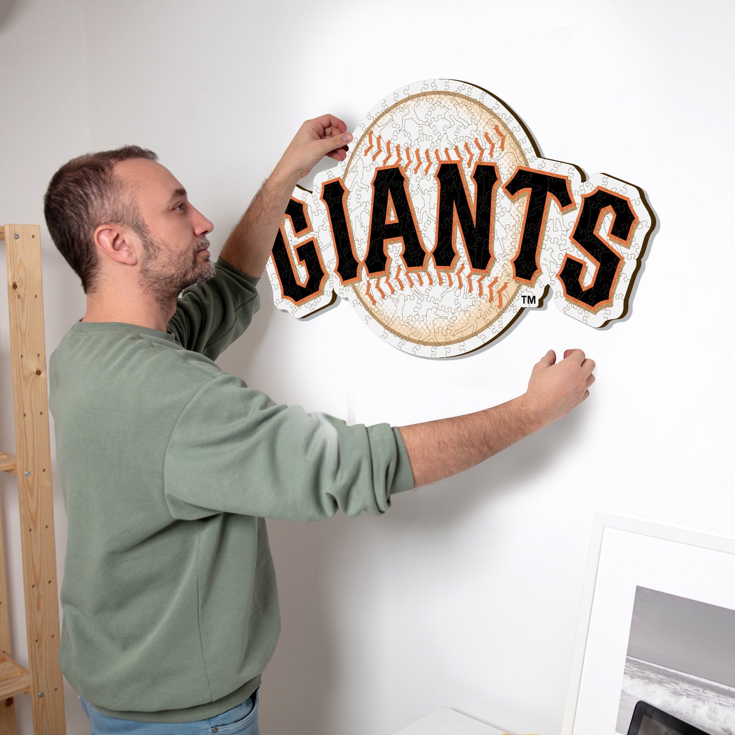 San Francisco Giants™ Crest - Wooden Puzzle