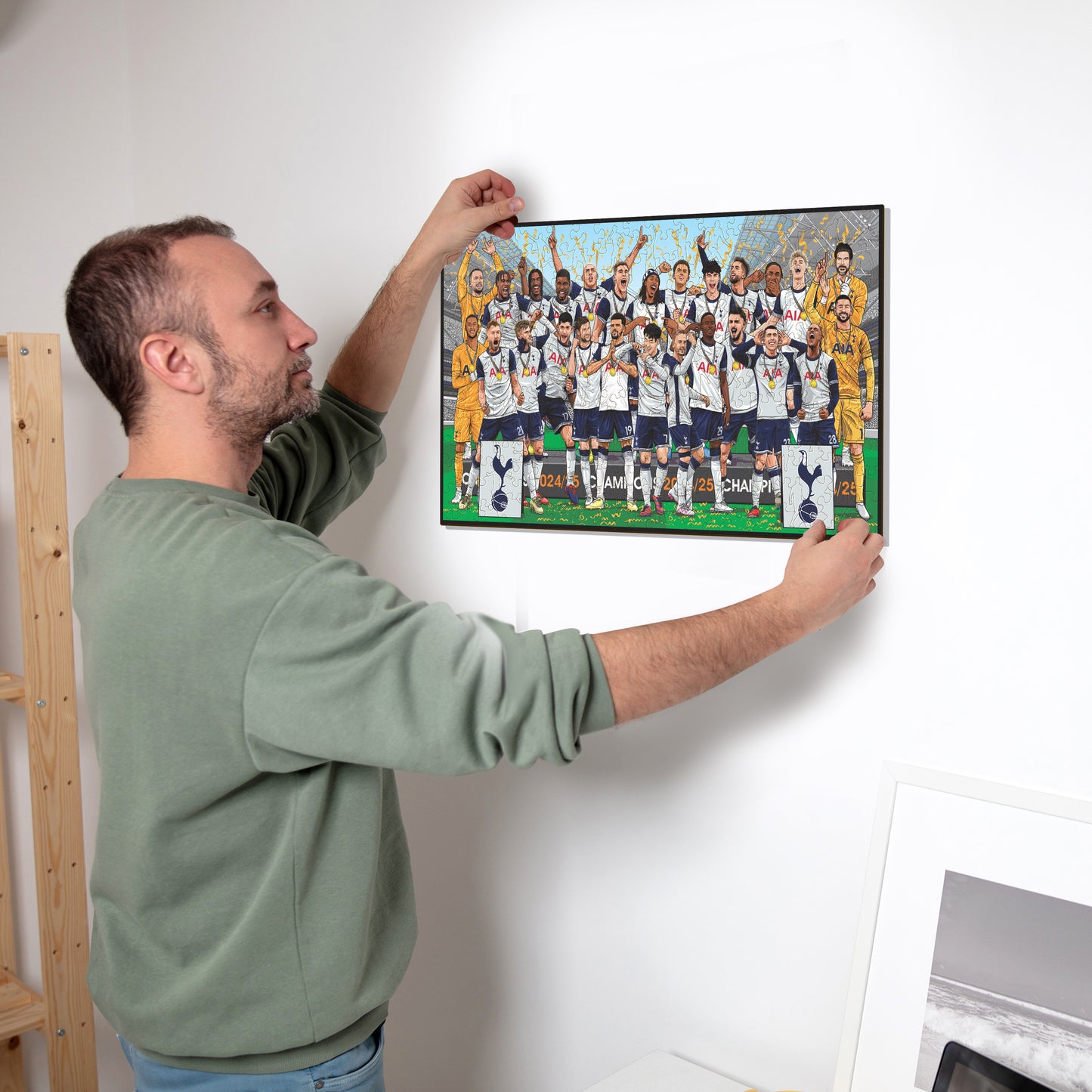 Tottenham Hotspur FC® 2024/25 Team "Europa League Winners" - Wooden Puzzle