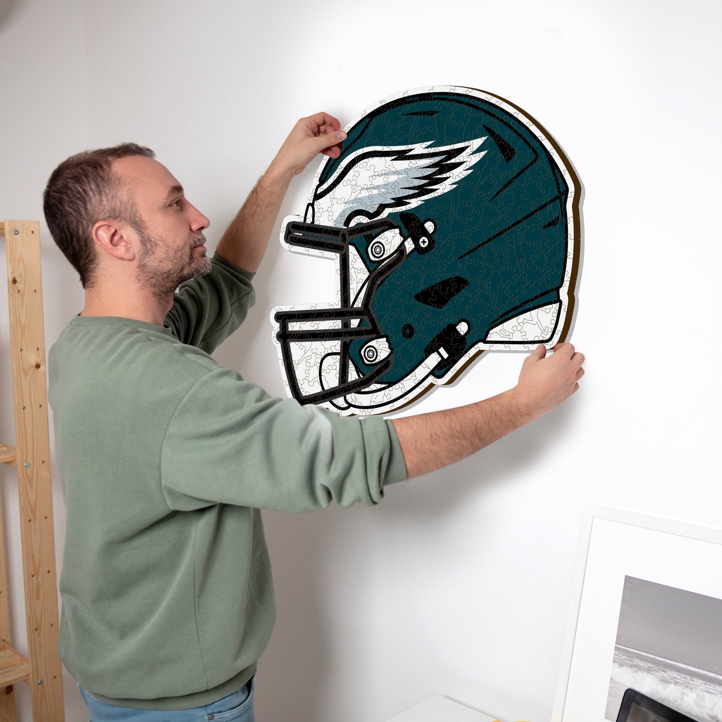 Philadelphia Eagles™ Helmet - Wooden Puzzle