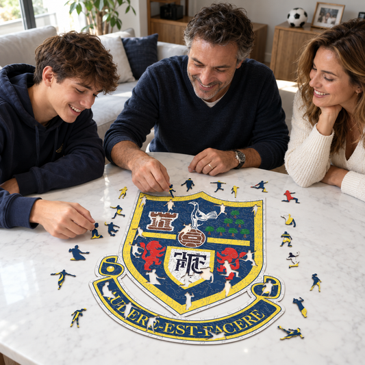 Tottenham Hotspur FC® Retro Crest - Wooden Puzzle