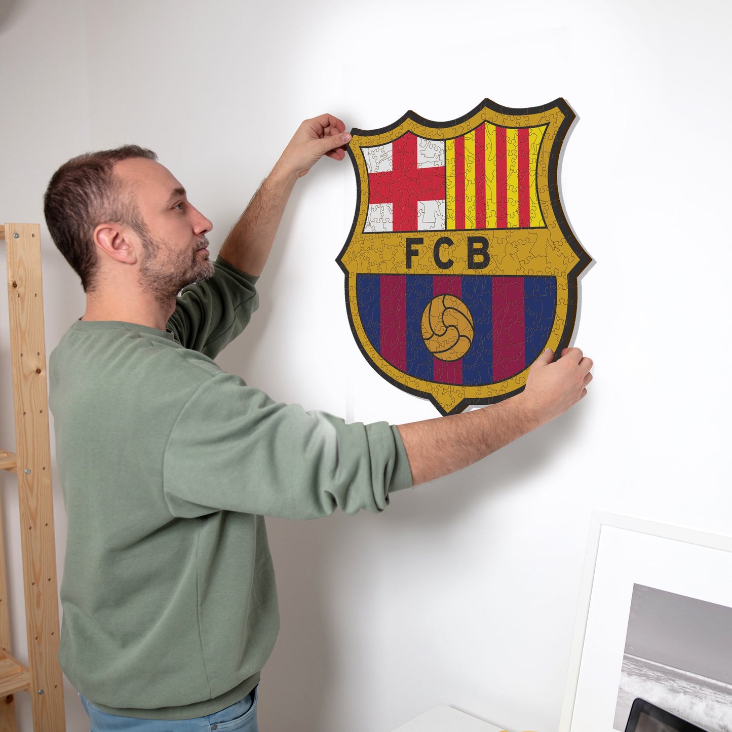 FC Barcelona® Crest - Wooden Puzzle