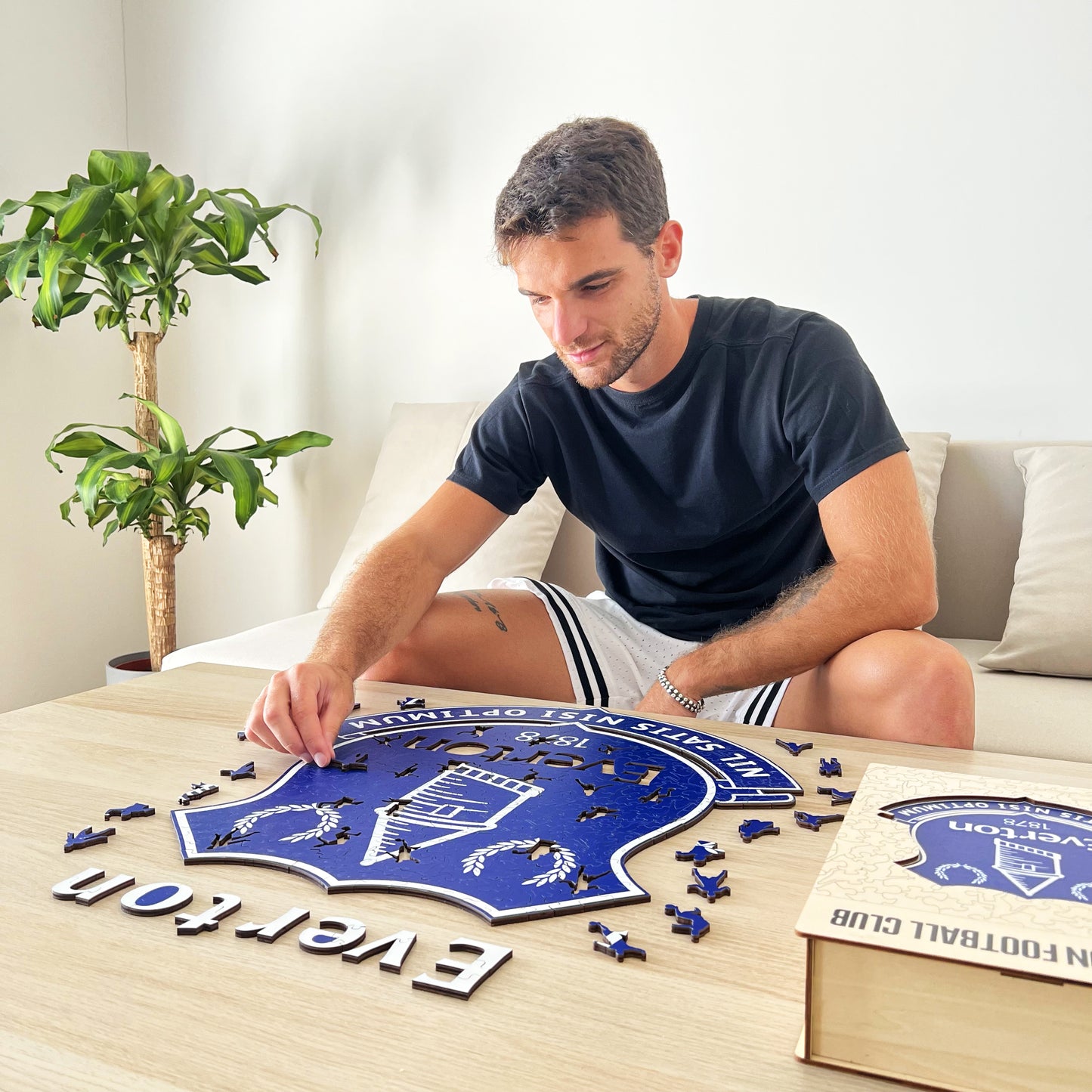 Everton FC® Crest - Wooden Puzzle